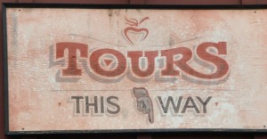tour-sign